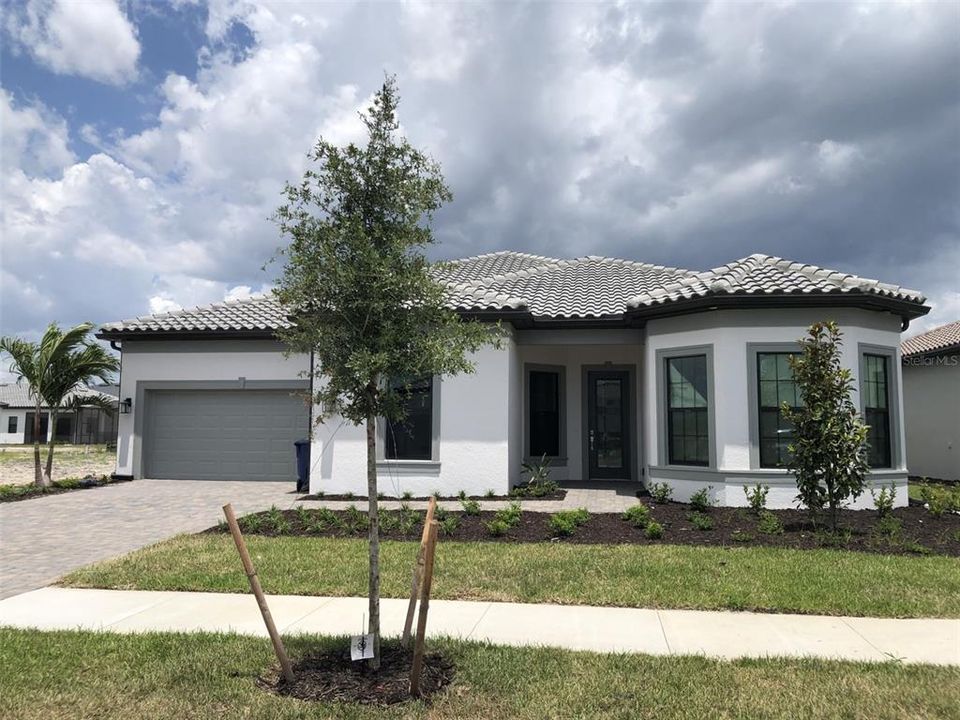 Recently Sold: $1,131,223 (3 beds, 3 baths, 2669 Square Feet)