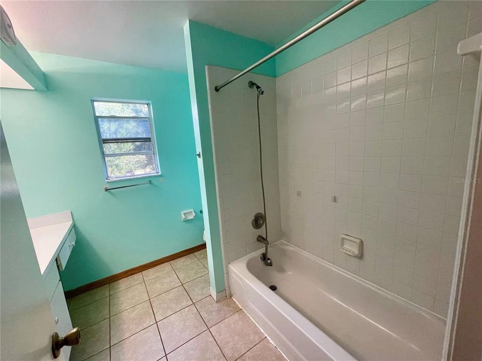 出租: $2,300 (3 贝兹, 2 浴室, 1746 平方英尺)
