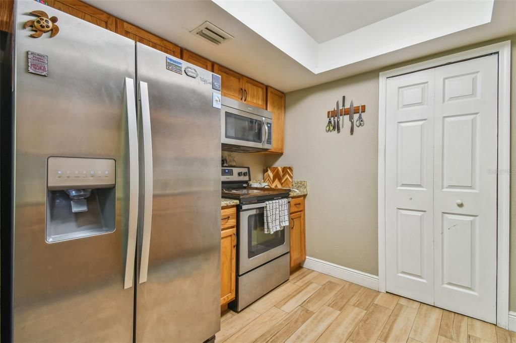 For Sale: $229,900 (3 beds, 2 baths, 1804 Square Feet)