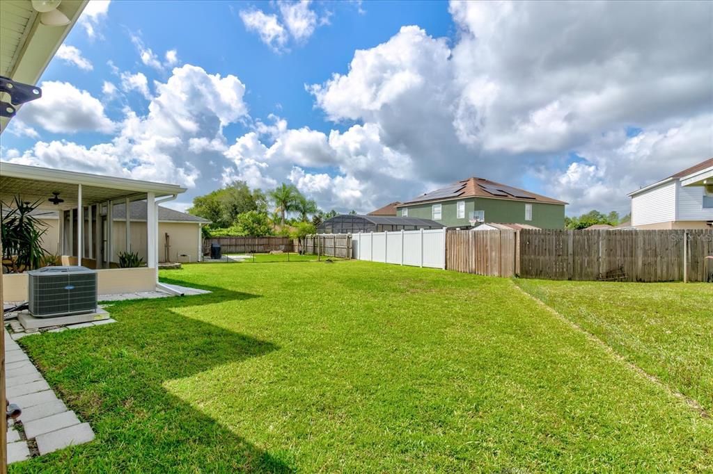 For Sale: $499,000 (4 beds, 2 baths, 2326 Square Feet)