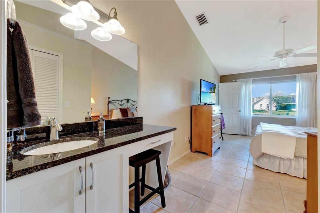 Active With Contract: $424,000 (3 beds, 2 baths, 1583 Square Feet)