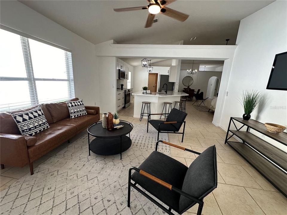 Active With Contract: $419,000 (4 beds, 2 baths, 1849 Square Feet)