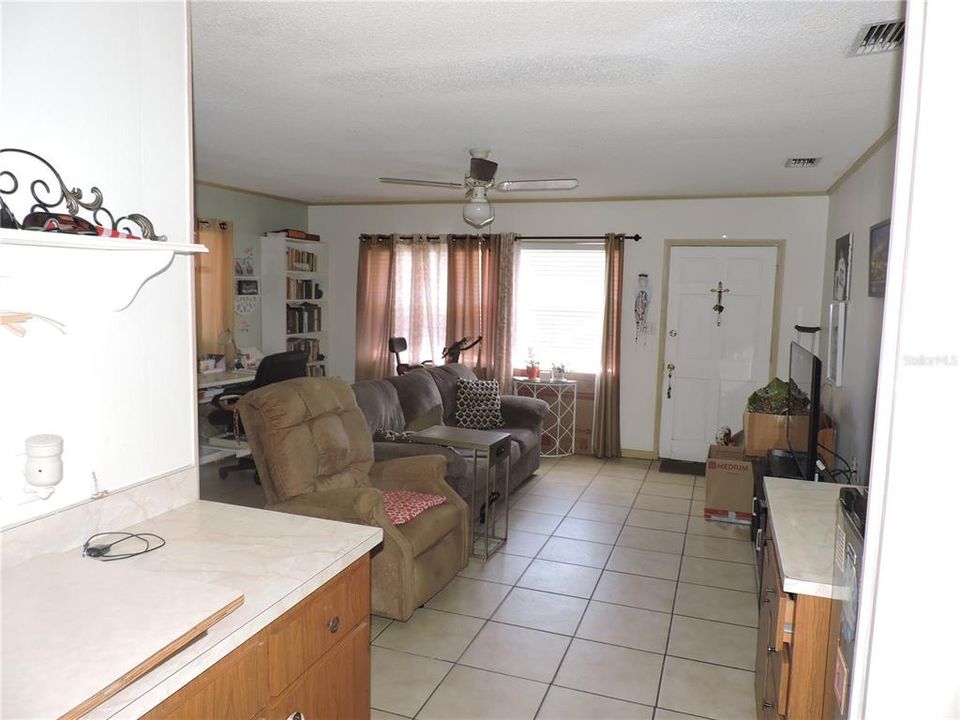 For Sale: $284,500 (4 beds, 3 baths, 2439 Square Feet)