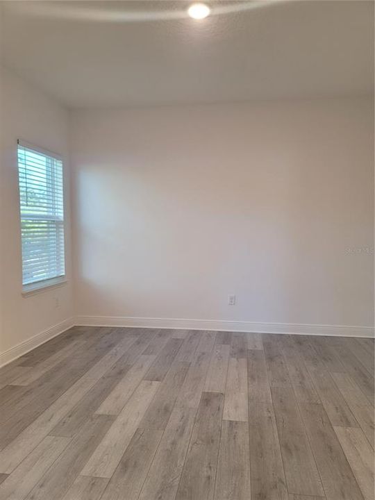 Recently Rented: $1,795 (4 beds, 2 baths, 1584 Square Feet)