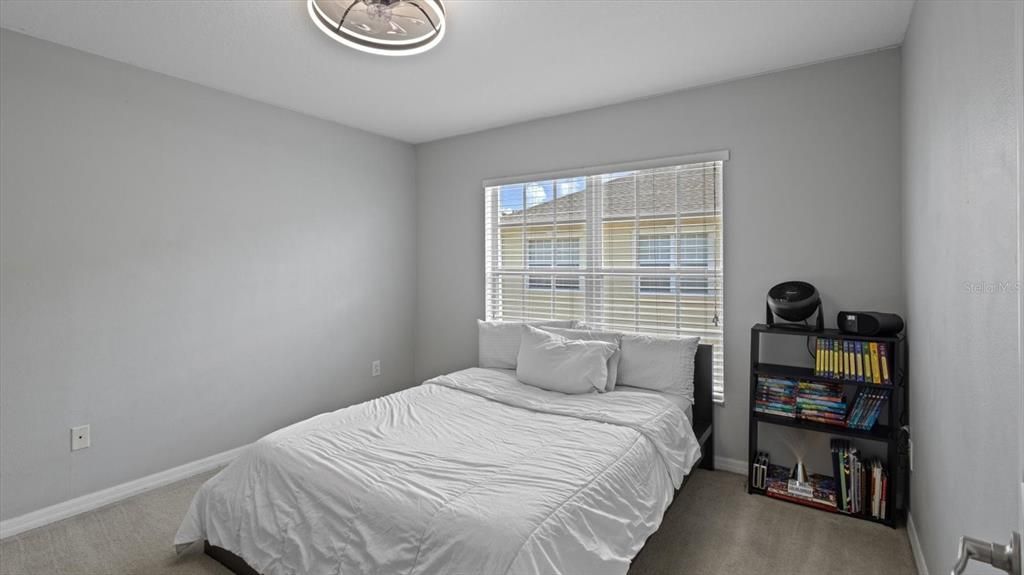 Active With Contract: $400,000 (4 beds, 3 baths, 2442 Square Feet)