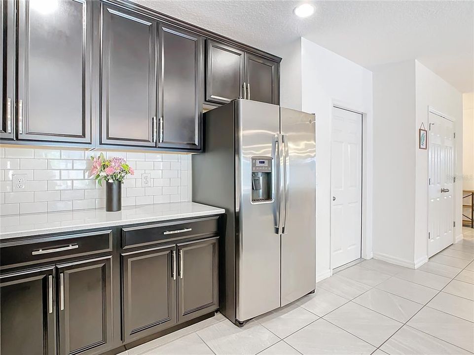 Active With Contract: $399,995 (3 beds, 2 baths, 1730 Square Feet)