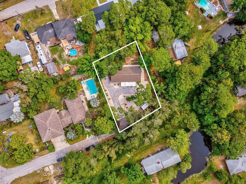 This unincorporated part of St. Petersburg allows for you to truly make this home your masterpiece while enjoying the privacy you would never expect to find in this area.