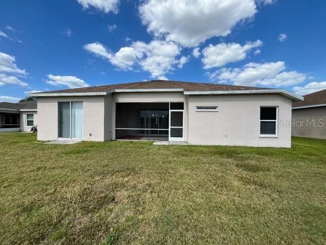 For Sale: $369,900 (3 beds, 2 baths, 2369 Square Feet)