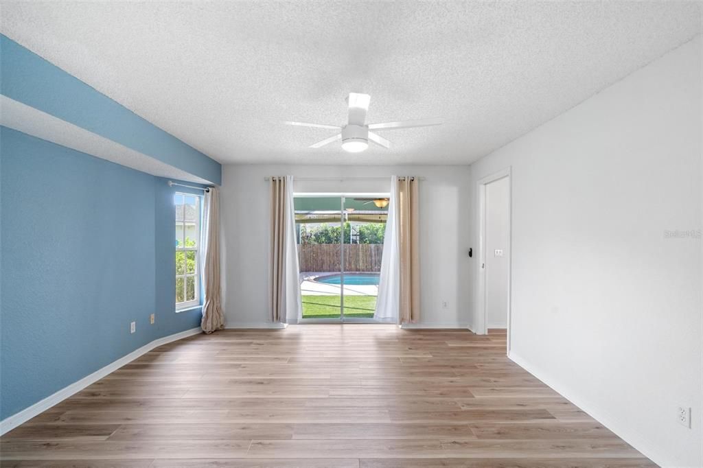 Active With Contract: $3,000 (3 beds, 2 baths, 2025 Square Feet)