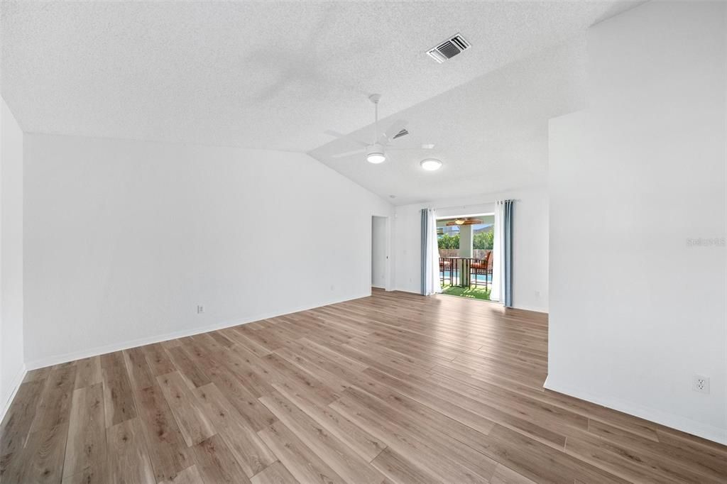 Active With Contract: $3,000 (3 beds, 2 baths, 2025 Square Feet)