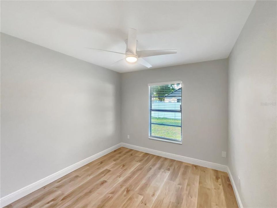 Active With Contract: $375,000 (3 beds, 2 baths, 1130 Square Feet)