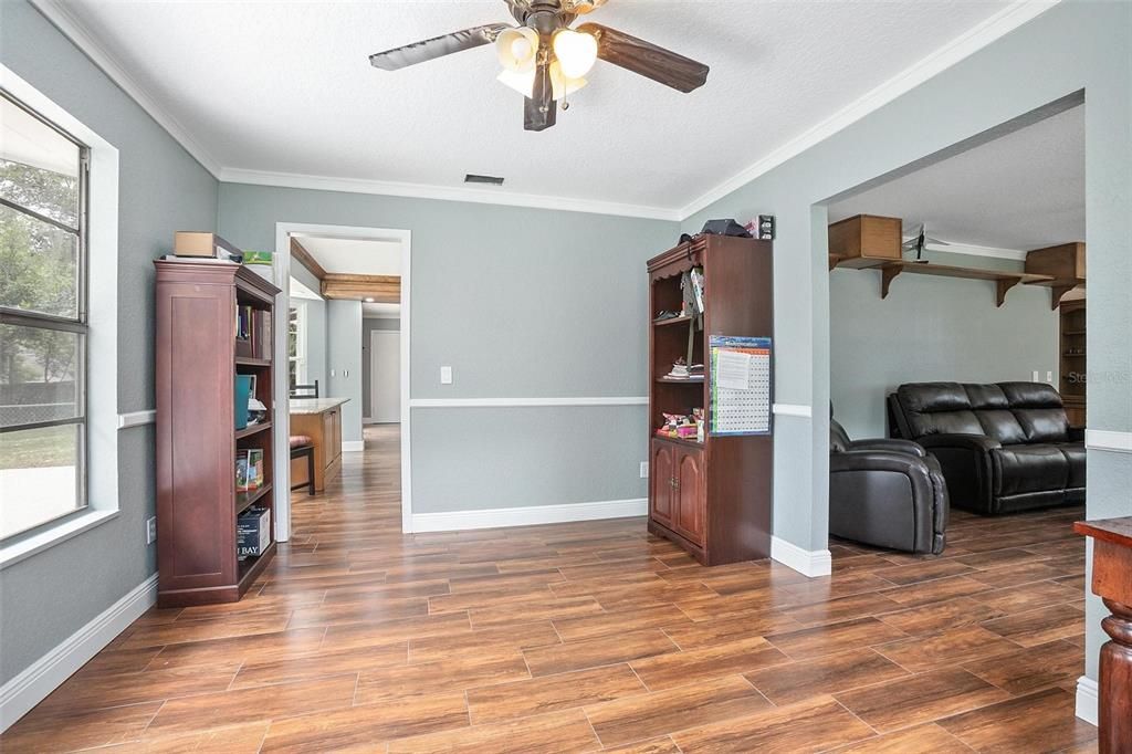 Dining Room/ Den/ Game Room space