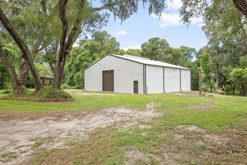 Active With Contract: $645,000 (5 beds, 3 baths, 2826 Square Feet)