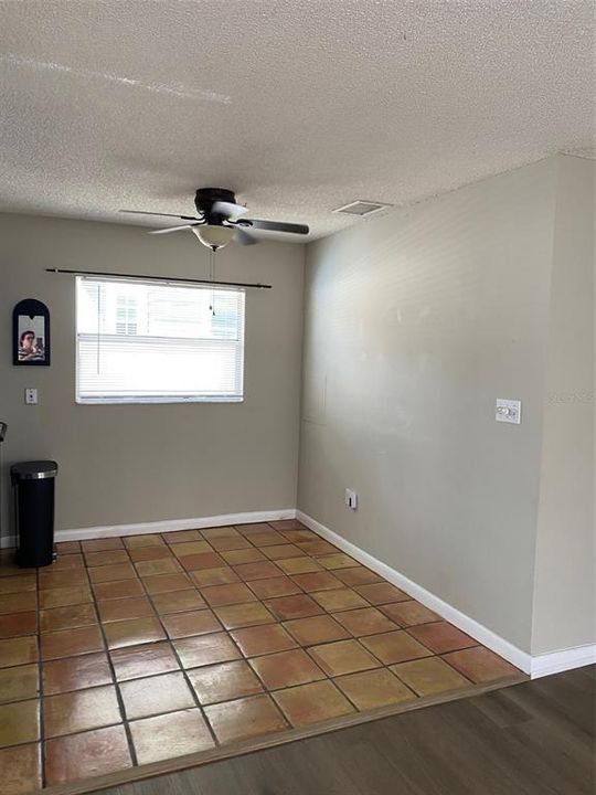 Recently Rented: $1,890 (2 beds, 1 baths, 1193 Square Feet)