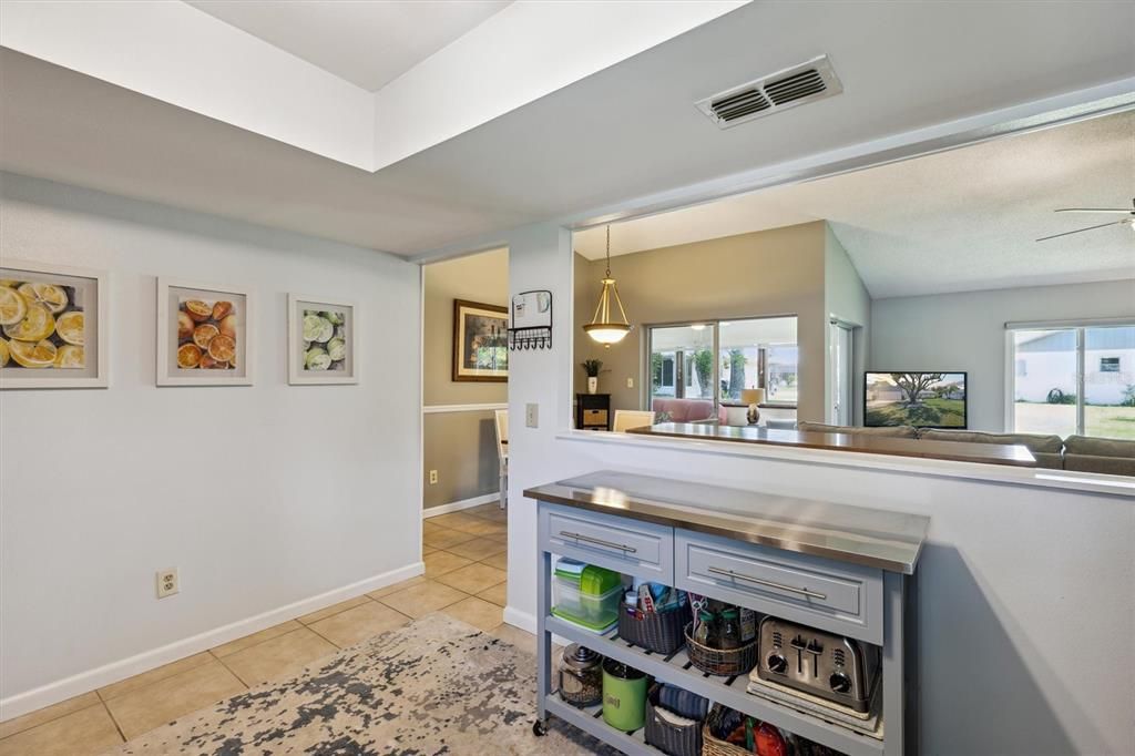 Active With Contract: $435,000 (3 beds, 2 baths, 1722 Square Feet)