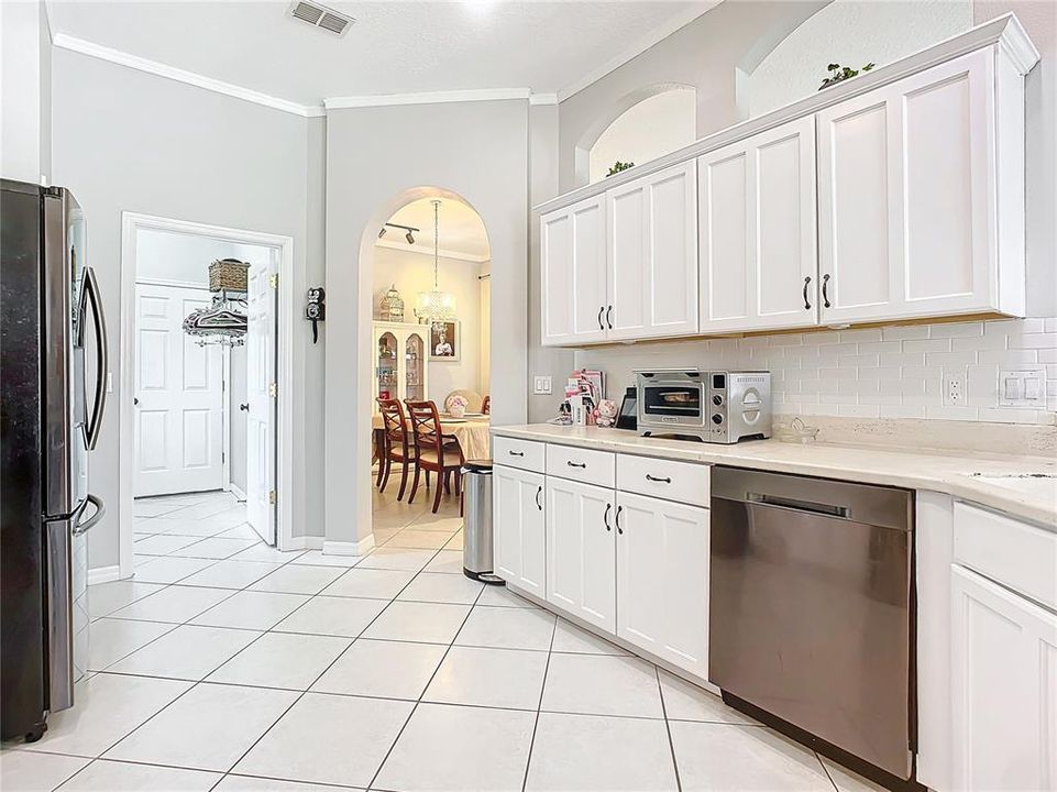 Active With Contract: $589,900 (3 beds, 2 baths, 1855 Square Feet)