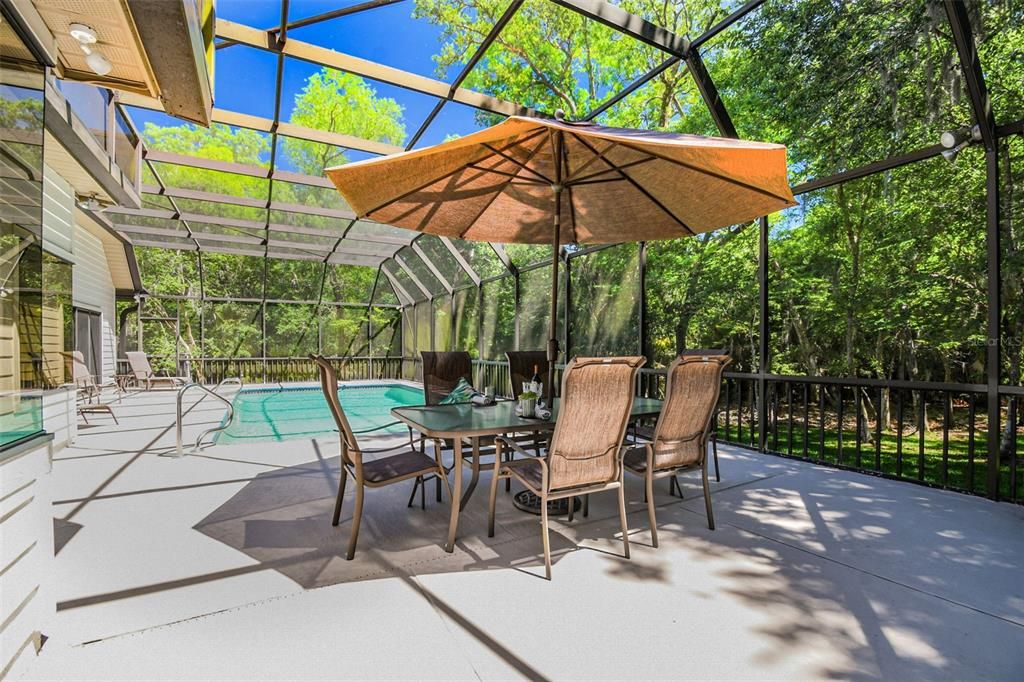 Active With Contract: $845,000 (4 beds, 2 baths, 2414 Square Feet)