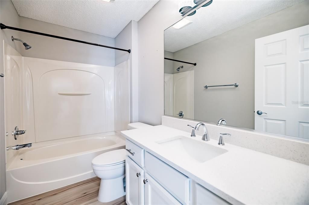 For Sale: $345,000 (2 beds, 2 baths, 1314 Square Feet)