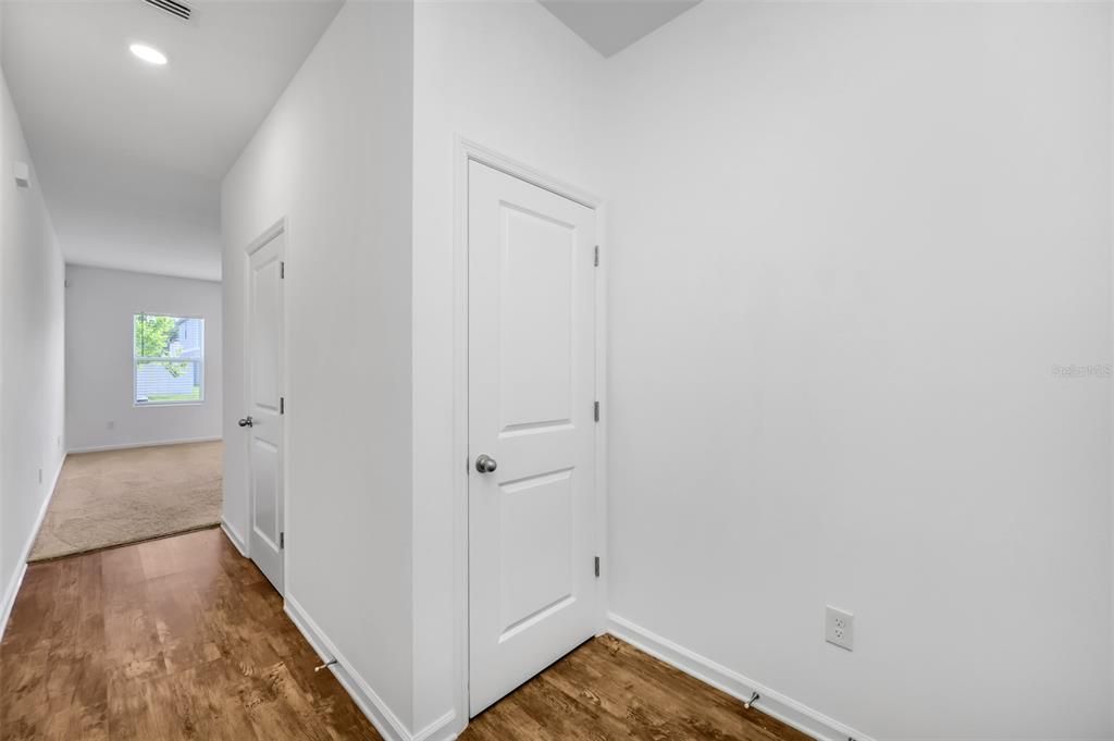 For Sale: $319,990 (3 beds, 2 baths, 1605 Square Feet)