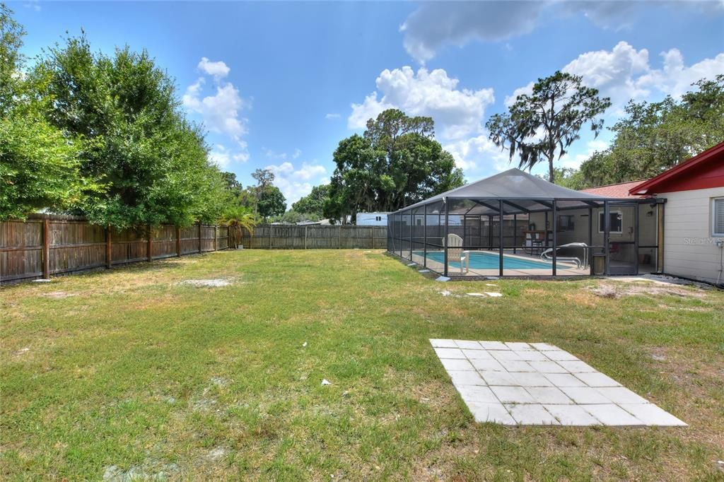 Large Fenced in back yard for Games and Pets