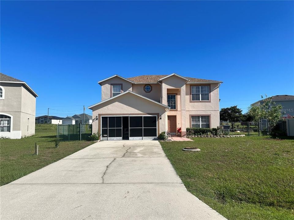 Recently Sold: $300,000 (4 beds, 2 baths, 2104 Square Feet)