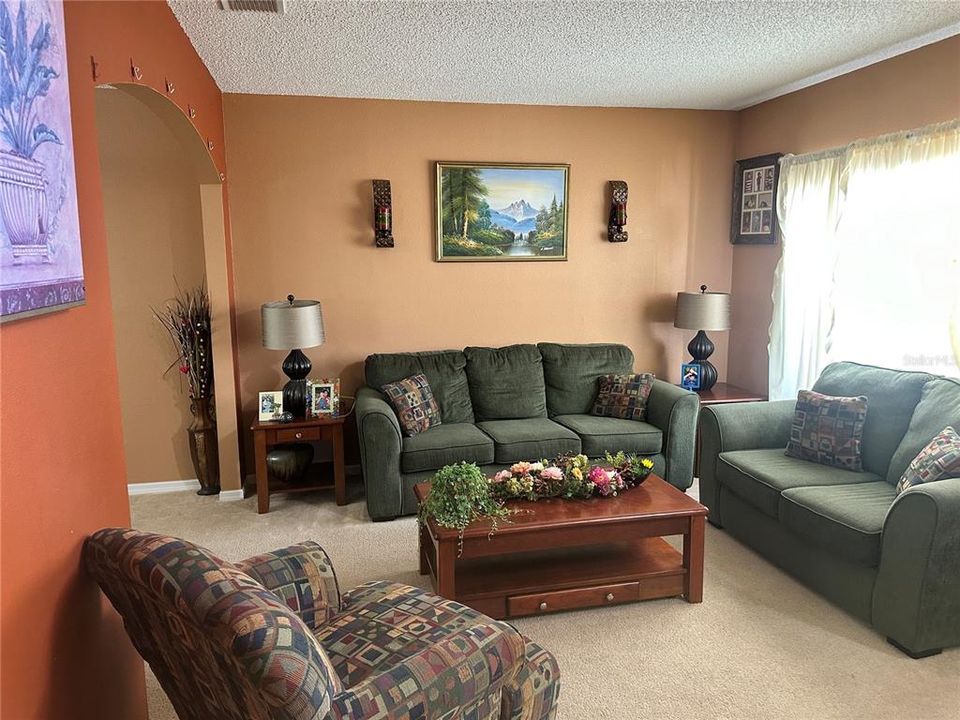 For Sale: $300,000 (4 beds, 2 baths, 2104 Square Feet)