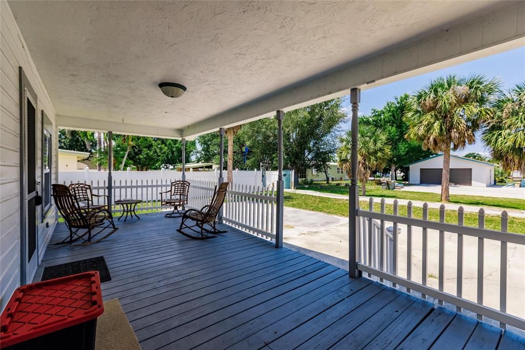 Active With Contract: $250,000 (0 beds, 0 baths, 1552 Square Feet)