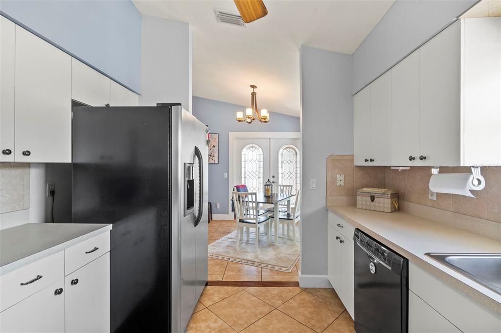 Active With Contract: $275,000 (3 beds, 2 baths, 1323 Square Feet)