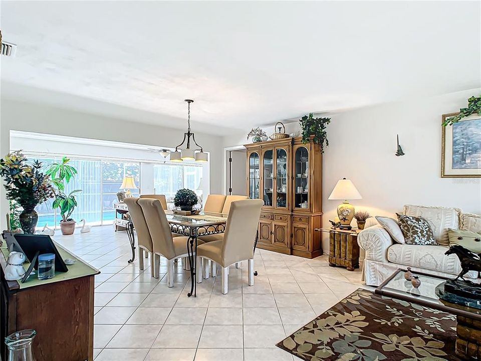 For Sale: $735,000 (3 beds, 2 baths, 2178 Square Feet)