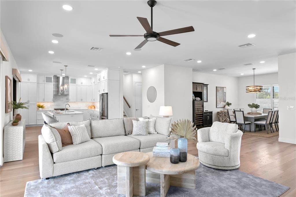 Recently Sold: $2,985,000 (4 beds, 3 baths, 2812 Square Feet)
