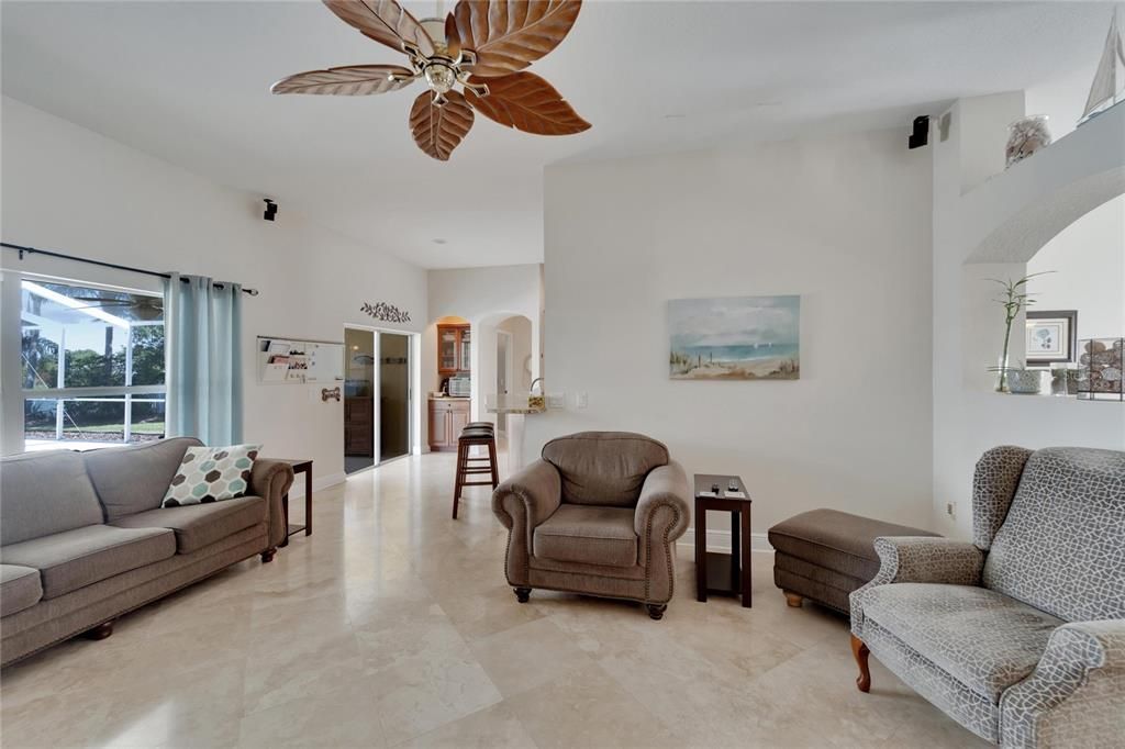 Active With Contract: $475,000 (4 beds, 2 baths, 2076 Square Feet)