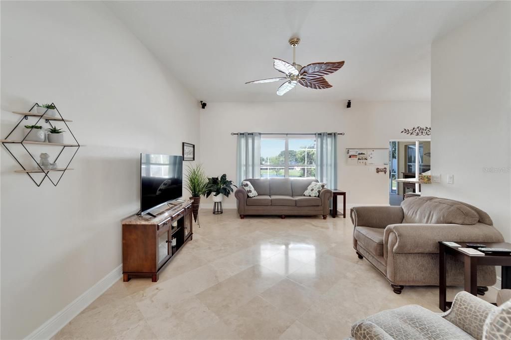 Active With Contract: $475,000 (4 beds, 2 baths, 2076 Square Feet)