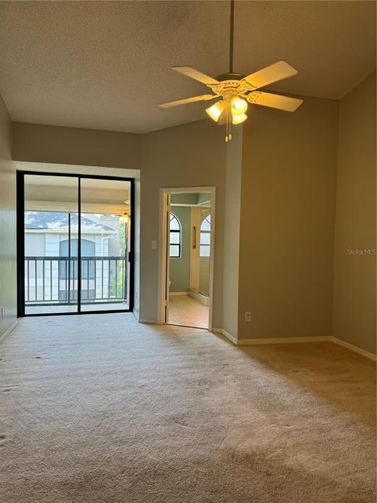 Recently Rented: $1,799 (2 beds, 2 baths, 1518 Square Feet)