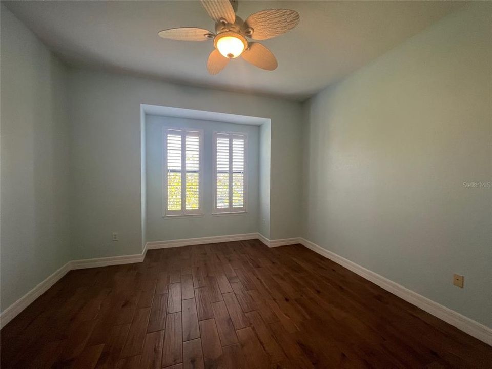 For Rent: $2,500 (3 beds, 2 baths, 1915 Square Feet)