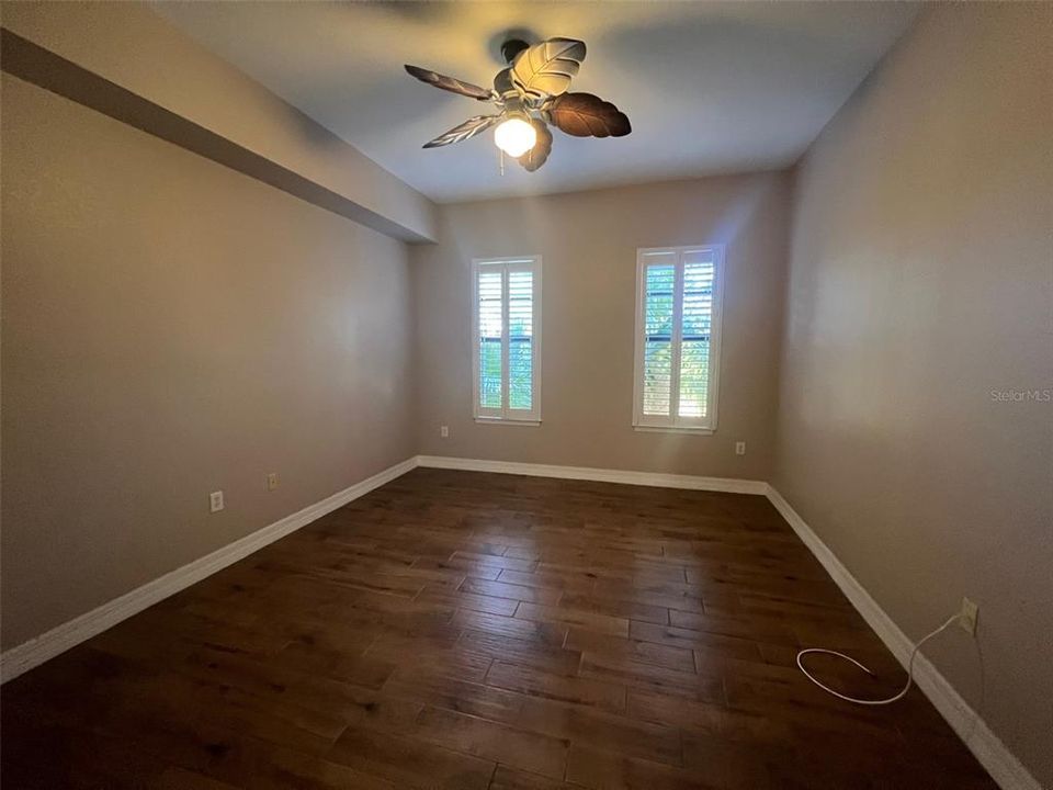 For Rent: $2,500 (3 beds, 2 baths, 1915 Square Feet)