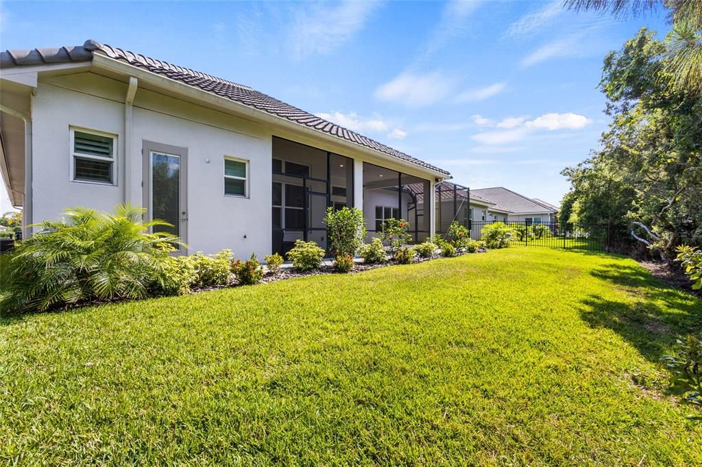 Active With Contract: $649,900 (4 beds, 3 baths, 2640 Square Feet)
