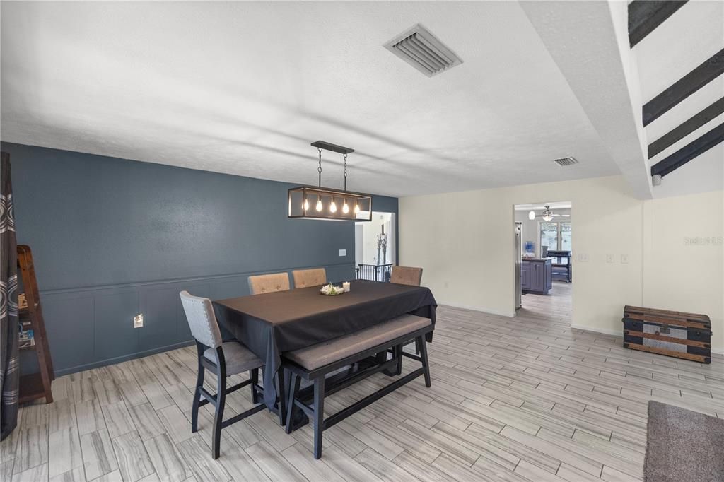 Active With Contract: $630,000 (4 beds, 3 baths, 3918 Square Feet)