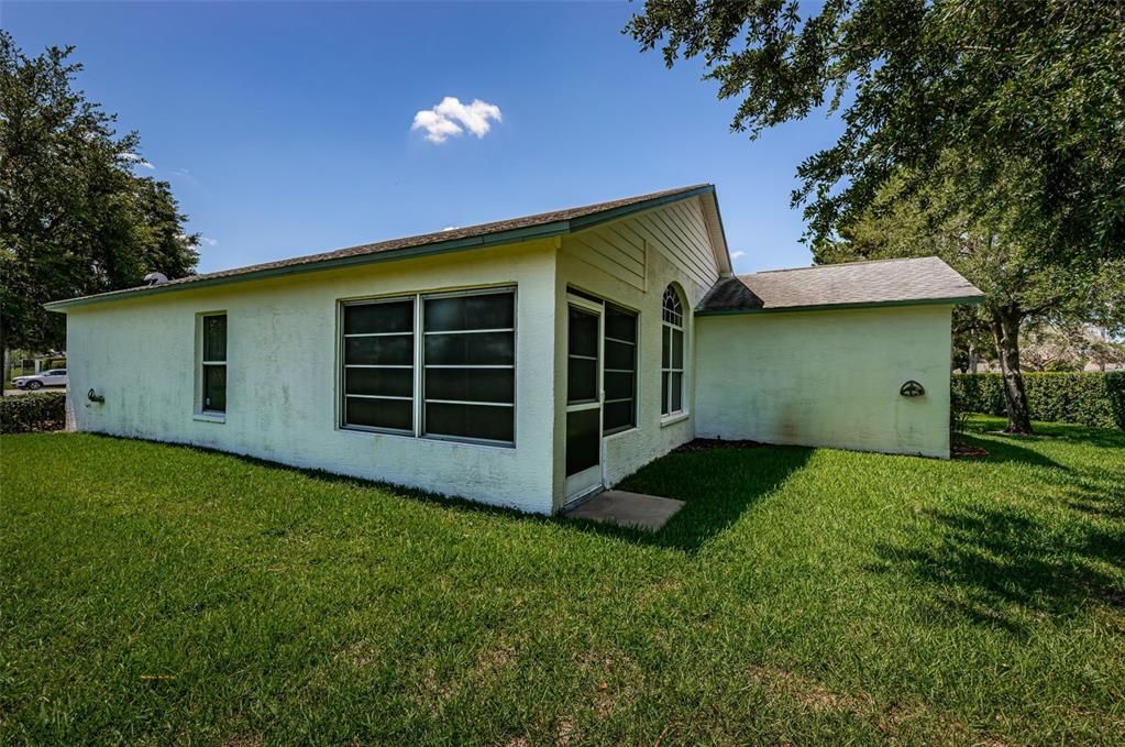 For Sale: $439,000 (3 beds, 2 baths, 1693 Square Feet)