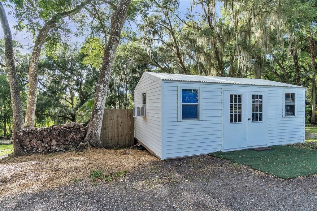 Active With Contract: $580,000 (3 beds, 2 baths, 2172 Square Feet)