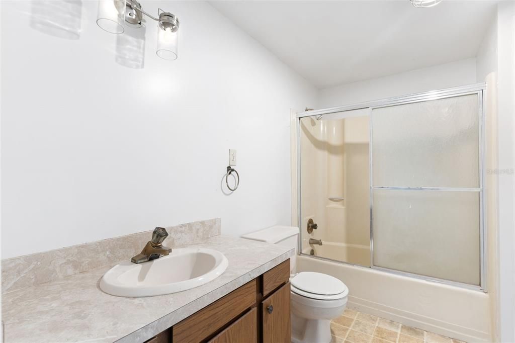 For Sale: $254,900 (3 beds, 2 baths, 1115 Square Feet)