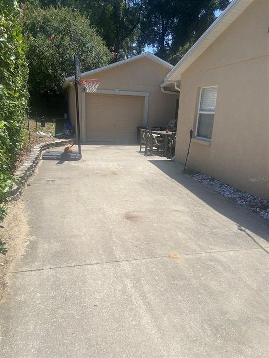 Extra long driveway