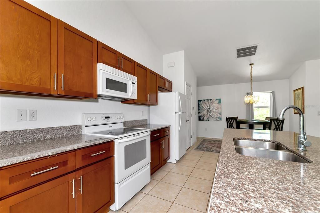 For Sale: $329,900 (3 beds, 2 baths, 1367 Square Feet)