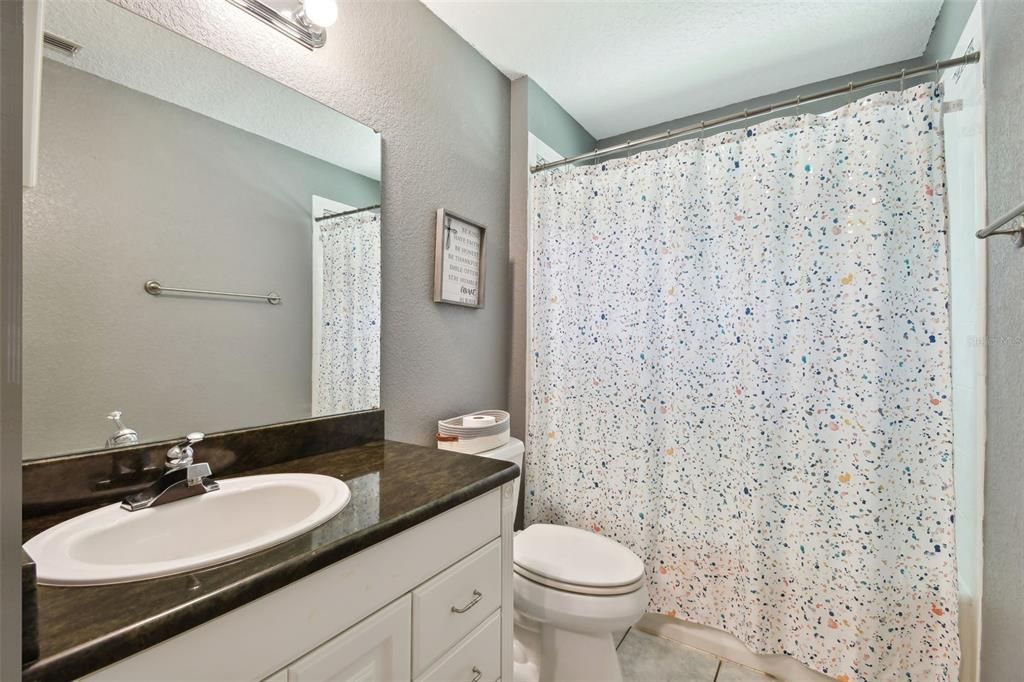 待售: $459,900 (3 贝兹, 2 浴室, 1644 平方英尺)