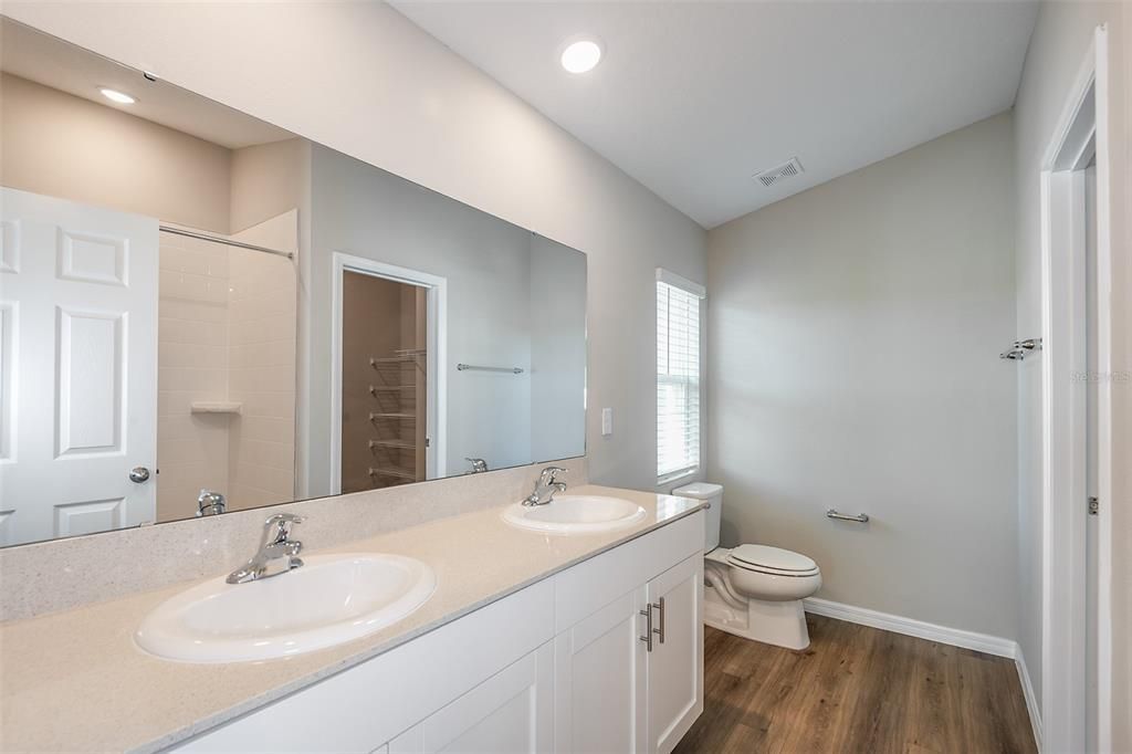 For Sale: $339,740 (3 beds, 2 baths, 1615 Square Feet)