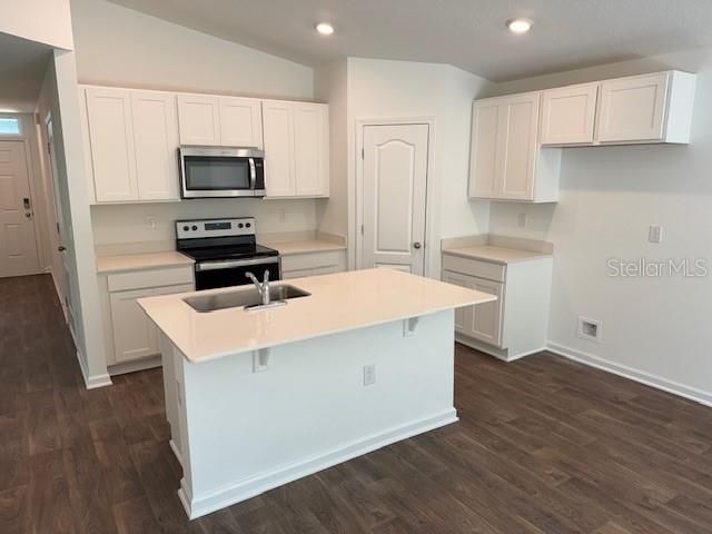 For Sale: $268,990 (3 beds, 2 baths, 1198 Square Feet)