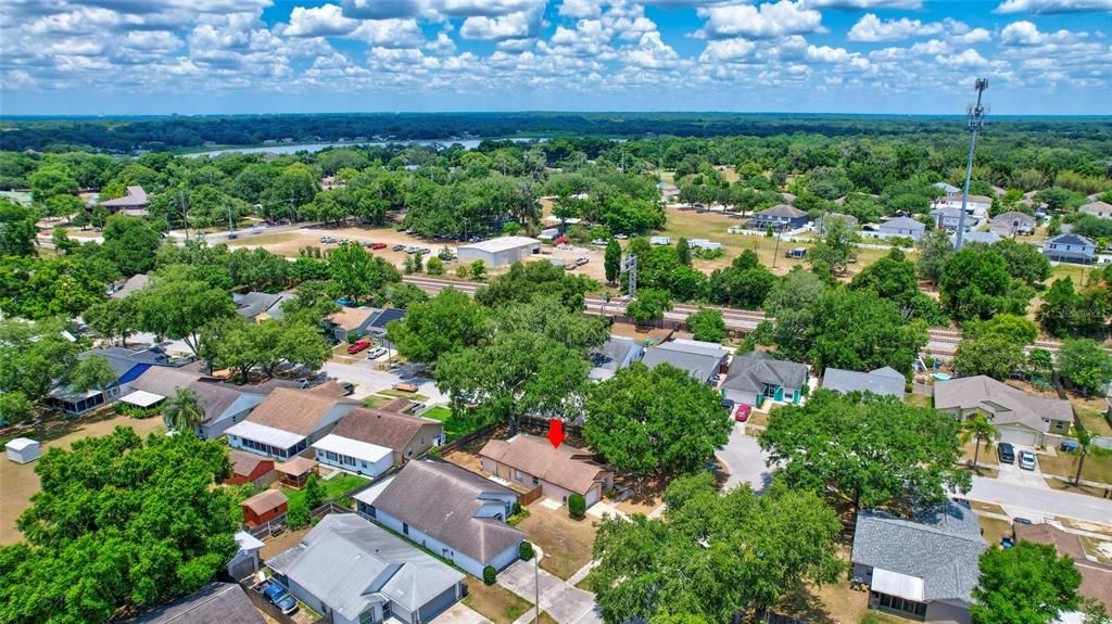 Active With Contract: $309,000 (3 beds, 2 baths, 1000 Square Feet)