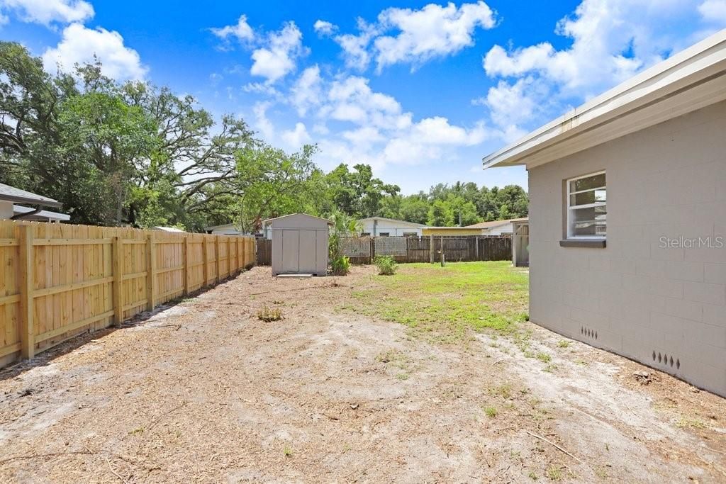 Active With Contract: $365,000 (3 beds, 2 baths, 1032 Square Feet)