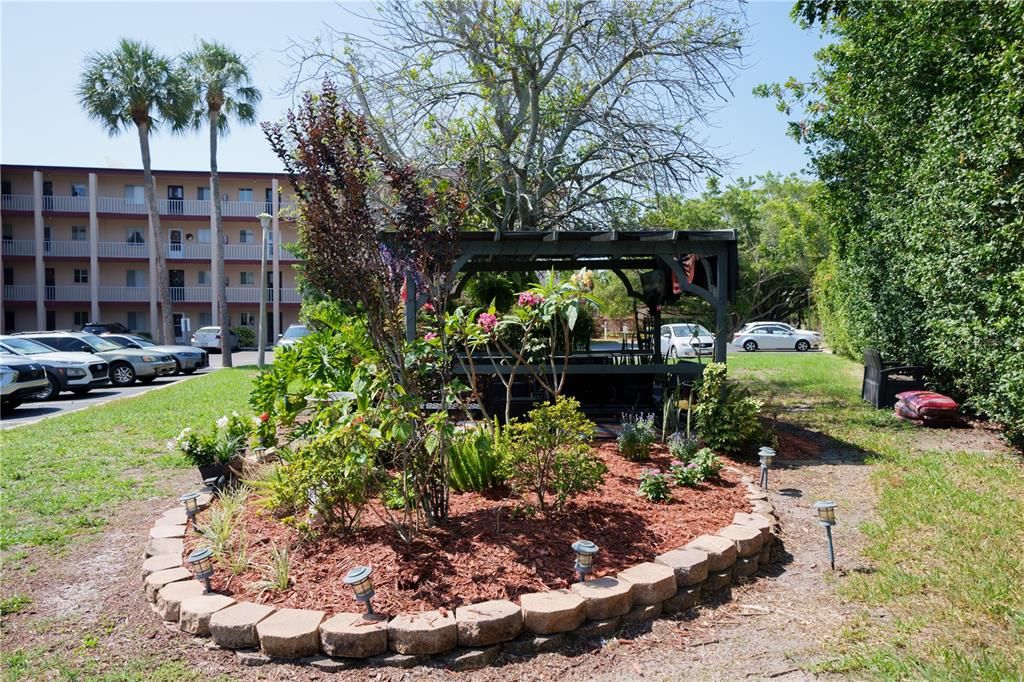 Building E Gazebo/Garden area