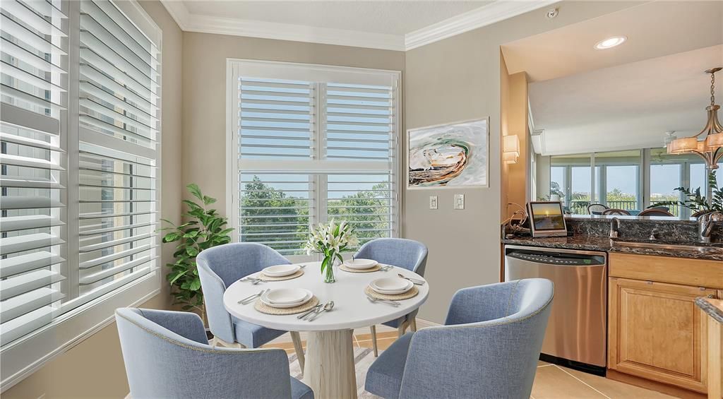 Staged breakfast nook