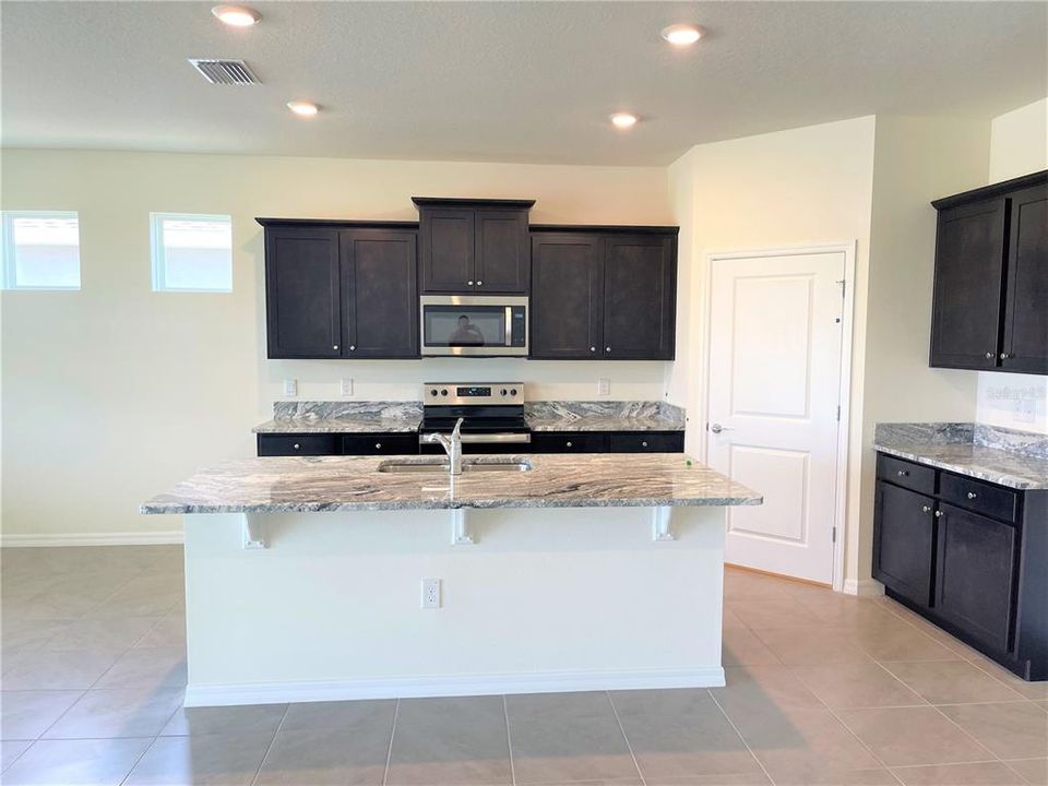 Active With Contract: $2,400 (4 beds, 2 baths, 2043 Square Feet)